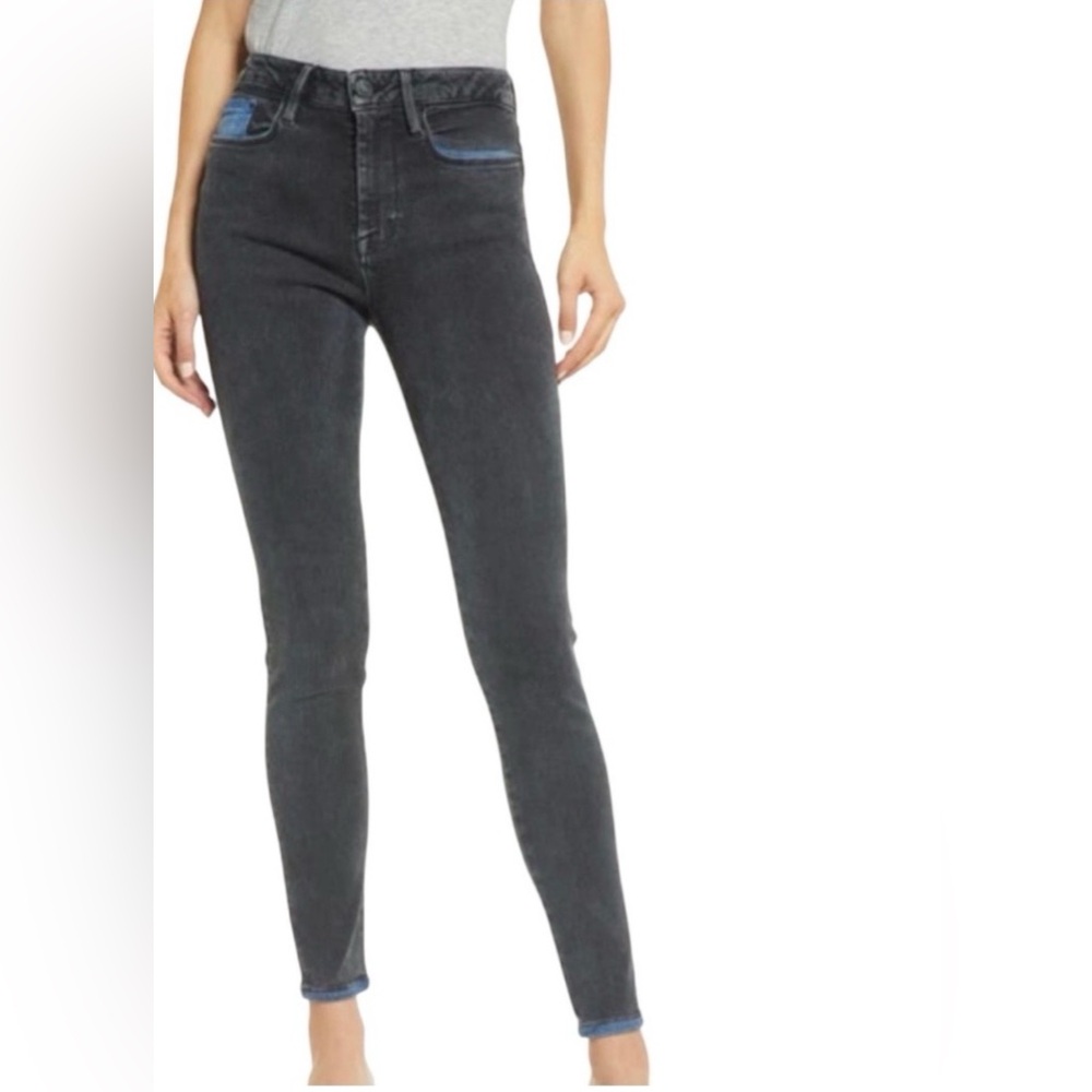 FRAME DENIM NWT Le One Skinny In Color is Quill.
(Black w/ Blue Pockets) in Sz 2